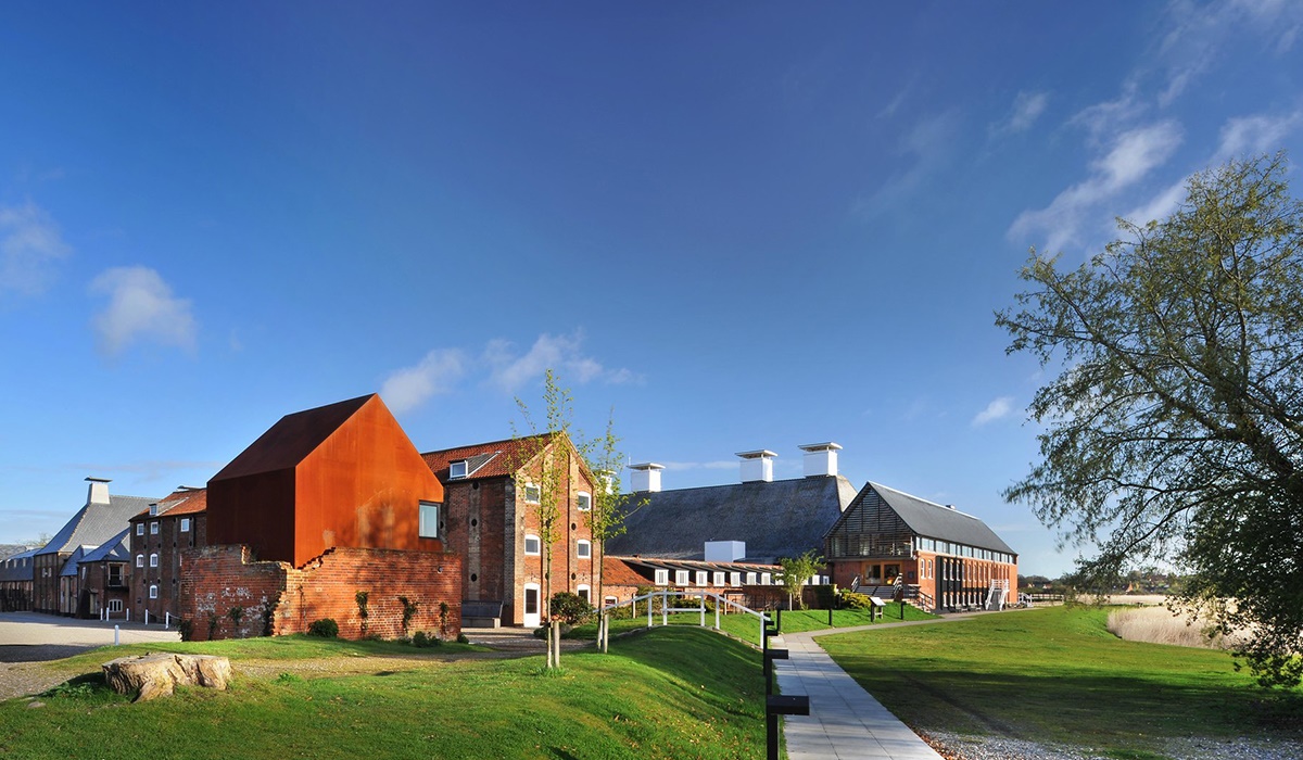  Sworders Valuation Day at Snape Maltings | Image © Britten Pears Arts